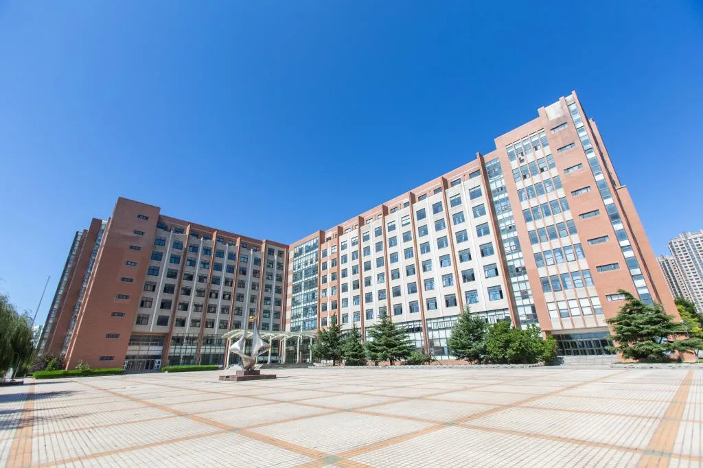Dalian University of Foreign Languages — campus