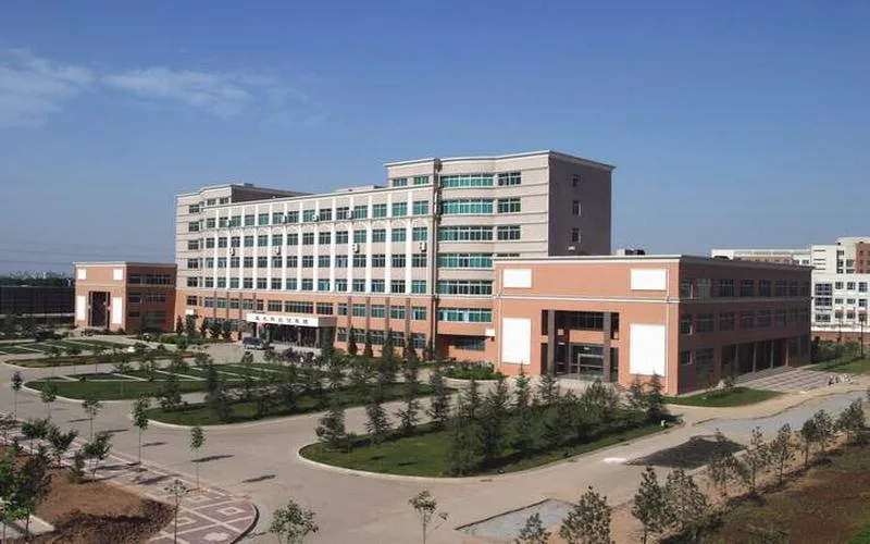 Shaanxi Normal University — campus