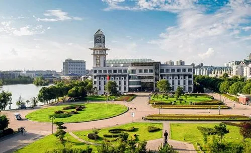 Zhongnan University of Economics and Law — campus